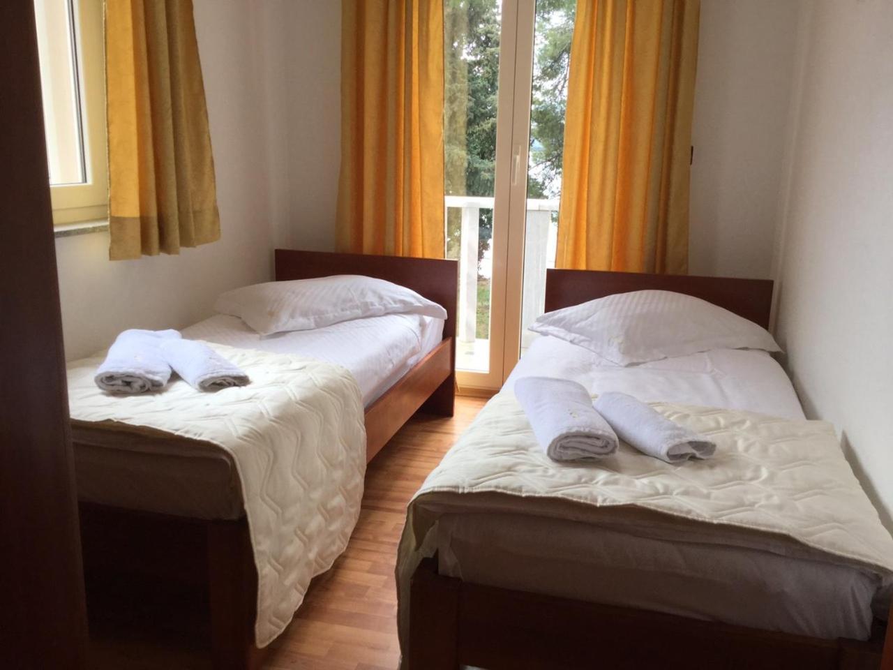 Apartments Sulekic Sveti Filip i Jakov Eksteriør bilde